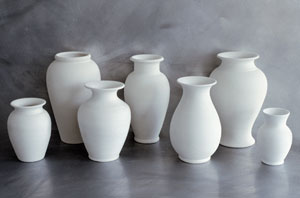 vases.jpg (9888 bytes)